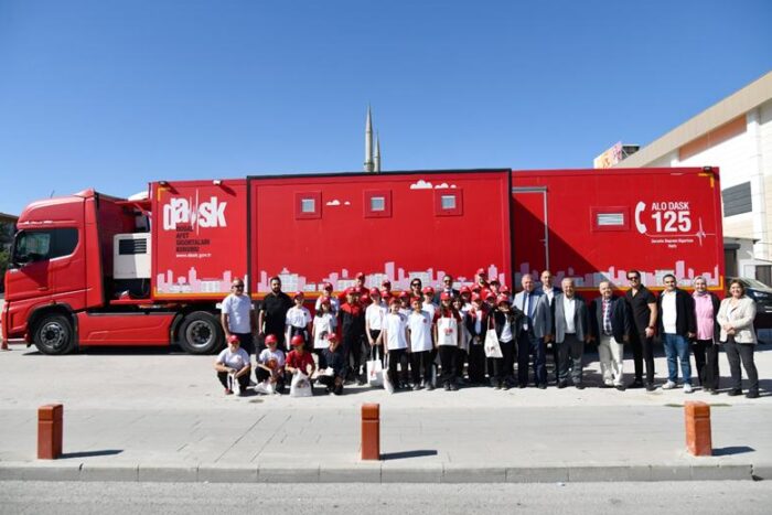 DASK Tırı Isparta’da Vatandaşlarla Buluştu