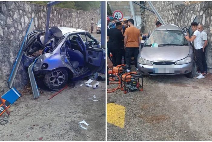 Korkutan Kaza: 3 Kişi Araçta Sıkıştı