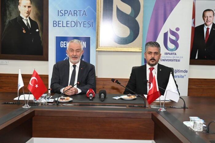 Türkiye’de Bir İlk: Isparta Belediyesi İle ISUBÜ İşbirliğinde Kurulan Şehir Tiyatrosu, Oyunlara Kasım Ayında Başlayacak