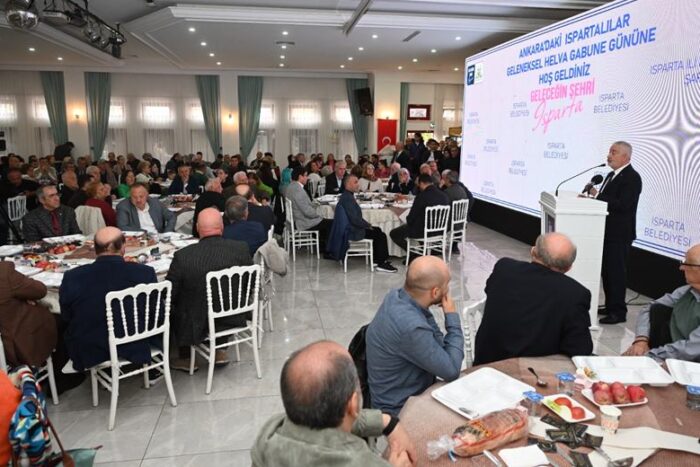 Başkan Başdeğirmen Ankara’daki Ispartalılarla Bir Araya Geldi