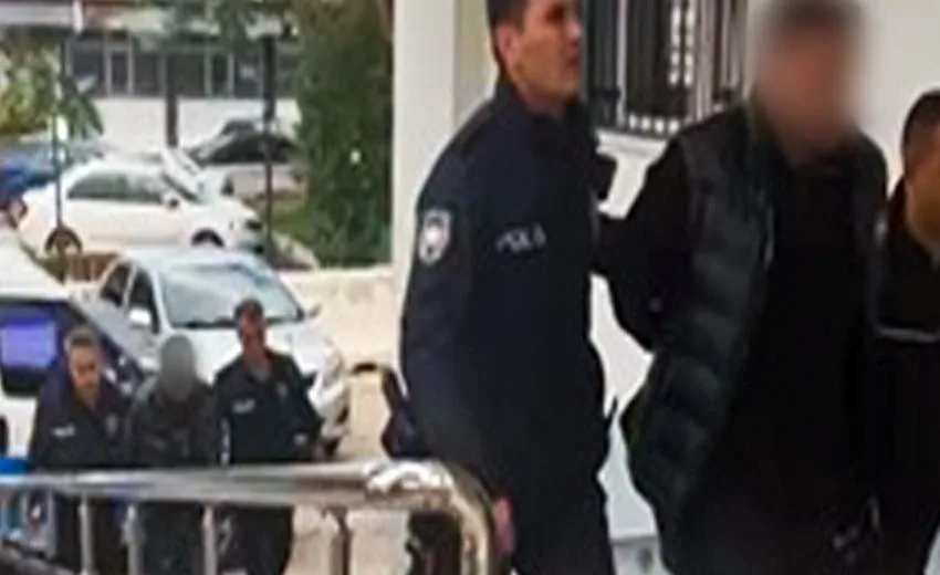 Isparta’da bir vatandaşı sosyal medya üzerinden kandırarak dolandıran iki şüpheli,
