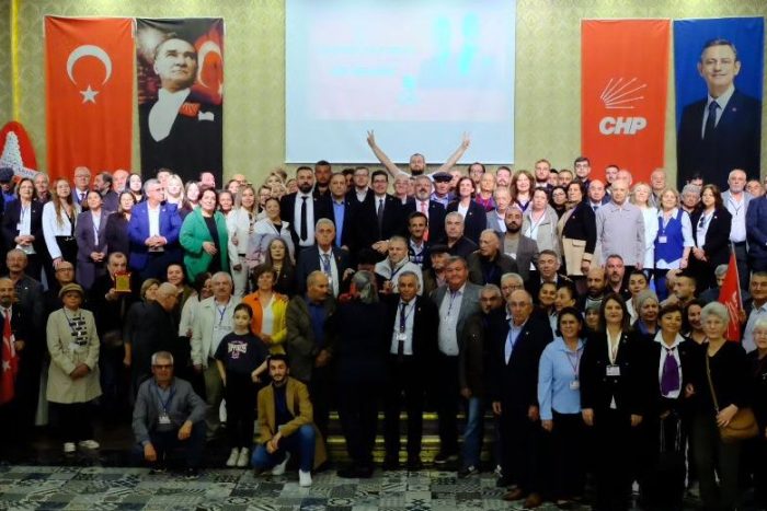 CHP Isparta’da Hasan Karaca ile Devam: İl Kongresinde Güven Tazeledi