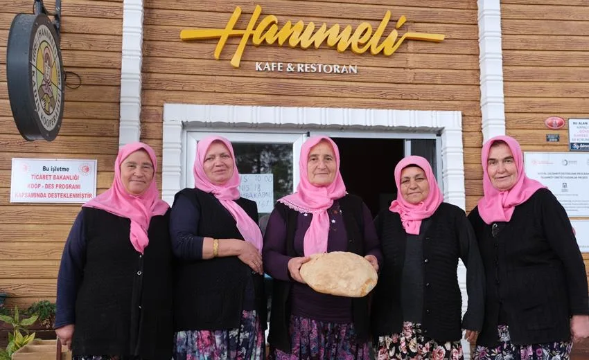 Isparta’nın Atabey ilçesine bağlı İslamköy’de faaliyet gösteren Hanımeli Kadın Kooperatifi’nin