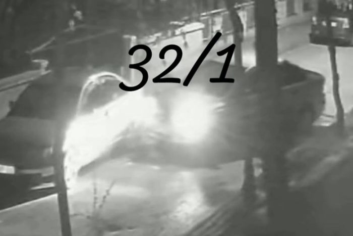 Park Halindeki Araca Çarpıp Kaçtı!