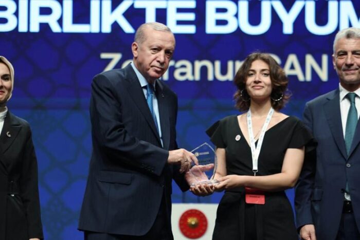 SDÜ’lü Öğrencilerin Kısa Filmine Birincilik Ödülü