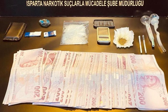 Isparta’da Uyuşturucu Operasyonu: 4 Şüpheli Hakkında İşlem Yapıldı