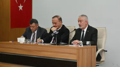 Isparta Belediye Başkanı Şükrü Başdeğirmen, Vali Abdullah Erin başkanlığında gerçekleştirilen