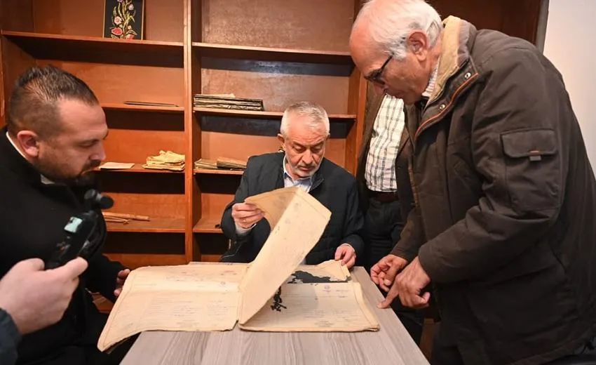 Isparta Belediye Başkanı Şükrü Başdeğirmen, Yalvaç ilçesine bağlı Bağkonak köyünü