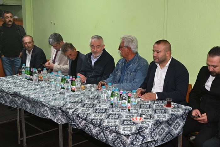 “Şükrü Başkanımızla Gurur Duyuyoruz”