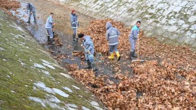 Sonbaharda farklı bir güzelliğe sahip Andık Deresi Bezirgan Şelalesi’nden başlayan