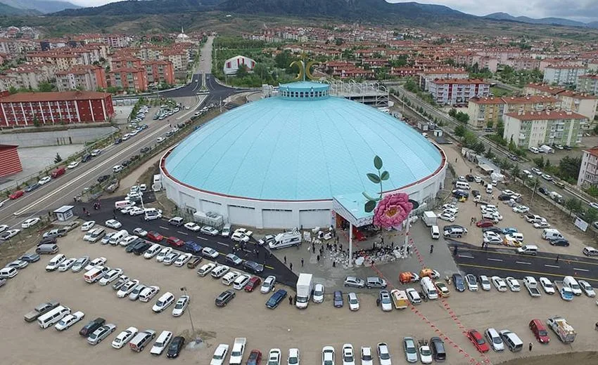 Isparta Ticaret Borsası tarafından bu yıl 20’ncisi düzenlenen Göller Bölgesi