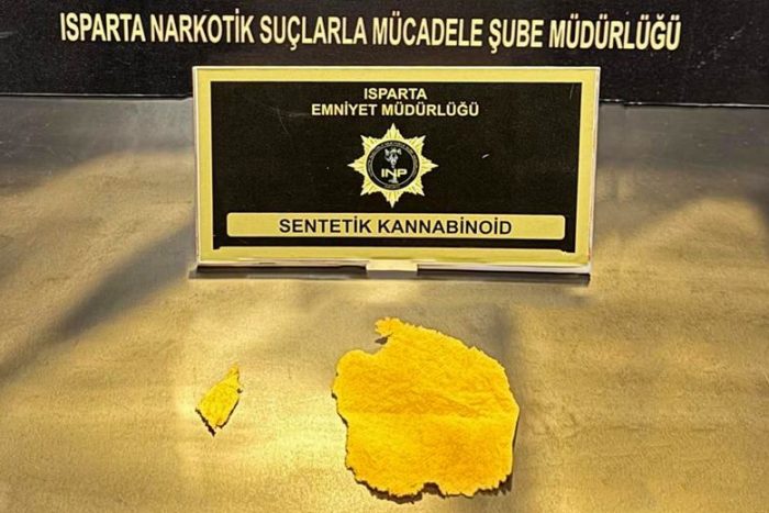 Isparta’da Narkotik Operasyonda Sentetik Kannabinoid Ele Geçirildi
