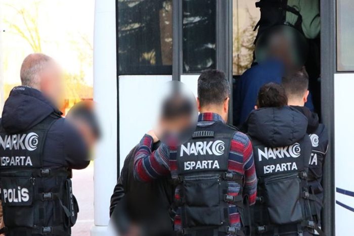 Isparta’da Narkotik Operasyonu: Çok Sayıda Uyuşturucu Madde Ele Geçirildi