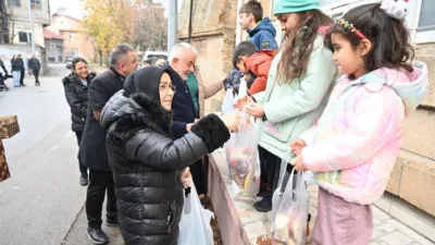 Isparta Belediye Başkanı Şükrü Başdeğirmen ve eşi Şadiye Başdeğirmen, Keçeci