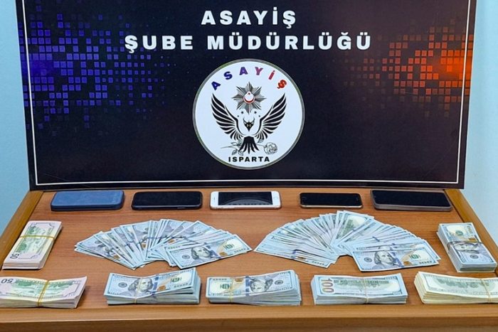 Isparta’da Telefon Dolandırıcılarına Operasyon: 3 Şüpheli Tutuklandı