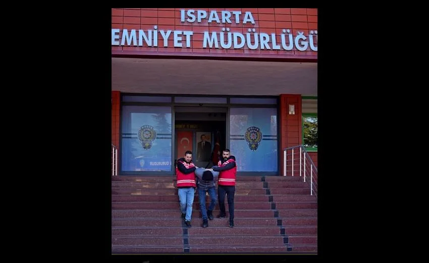 Isparta İl Emniyet Müdürlüğü Asayiş Şube Müdürlüğü ekipleri, farklı suçlardan