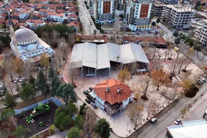 Gülistan Kapalı Pazar Yeri İnşaatı Devam Ediyor