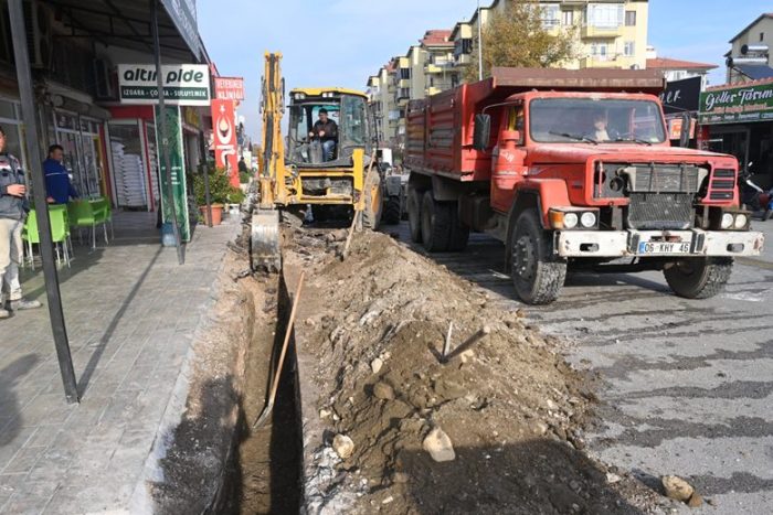 Köy Garajı Esnafının Uzun Yıllardır Beklediği Doğalgaz Çalışmaları Başladı