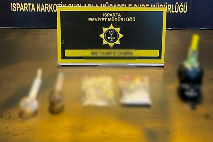 Isparta’da Narkotik Operasyonu: 2 Şüpheli Gözaltında