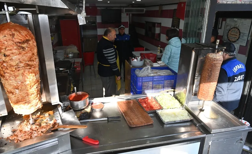 Türkiye genelinde son günlerde yaşanan gıda zehirlenmeleri sonrası Isparta Belediyesi