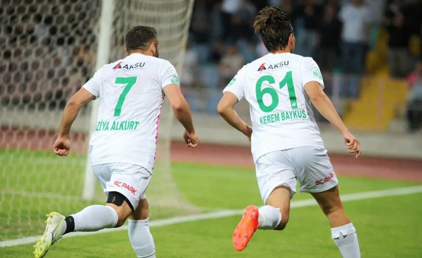 TFF 2. Lig Kırmızı Grup’ta mücadele eden Isbaş Isparta 32