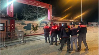 Isparta’nın Keçiborlu ilçesine bağlı Kaplanlı Köyü’nde meydana gelen çok sayıda