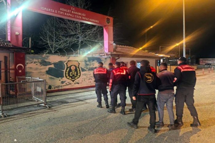 Hırsızlık Zinciri Çözüldü: 7 Ev Soyuldu, 3 Kişi Cezaevinde