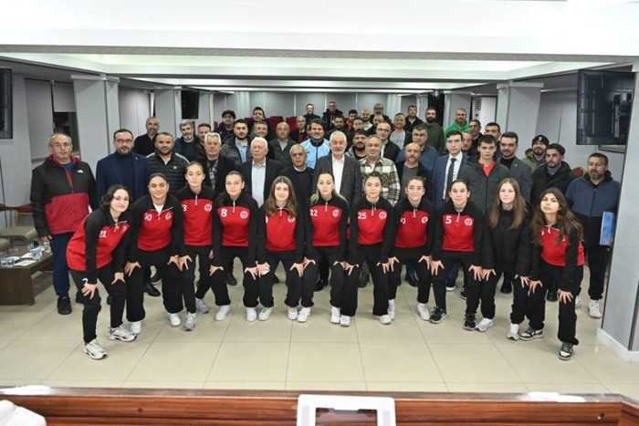 Isparta Belediyesi’nden Amatör Spor Kulüplerine Önemli Destek