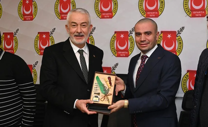 Isparta Belediye Başkanı Şükrü Başdeğirmen, 10 Ocak Çalışan Gazeteciler Günü