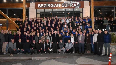 Isparta Belediye Başkanı Şükrü Başdeğirmen ve eşi Şadiye Başdeğirmen, belediyenin