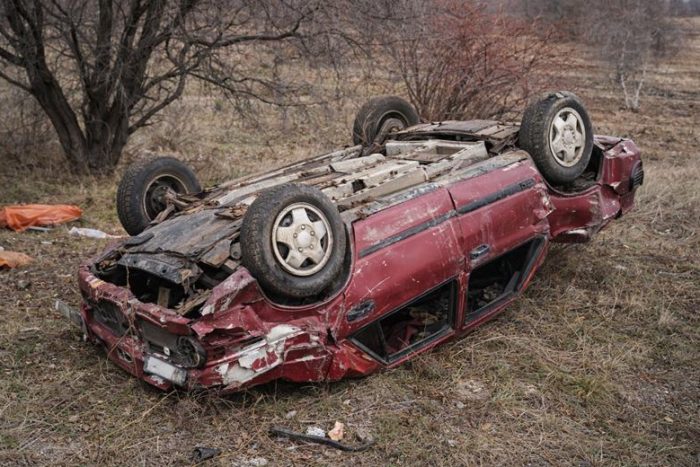 Gece Kaza Yaptı, Saatlerce Fark Edilmedi