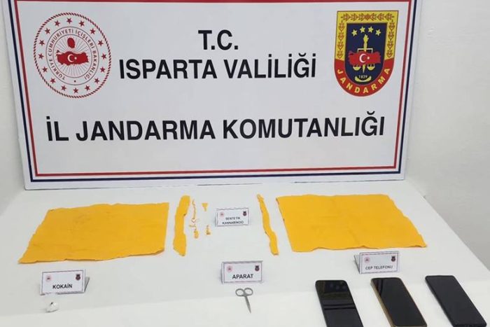 Gönen’de Uyuşturucu Operasyonu: 2 Şüpheli Tutuklandı