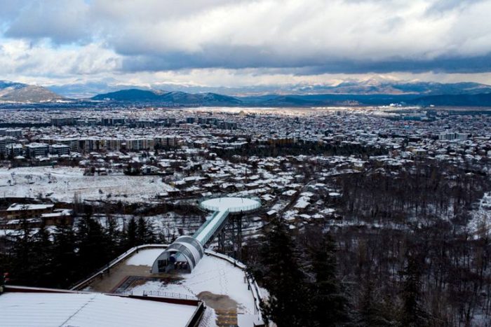 Isparta’ya Kar Yağdı, Şehir Beyaza Büründü