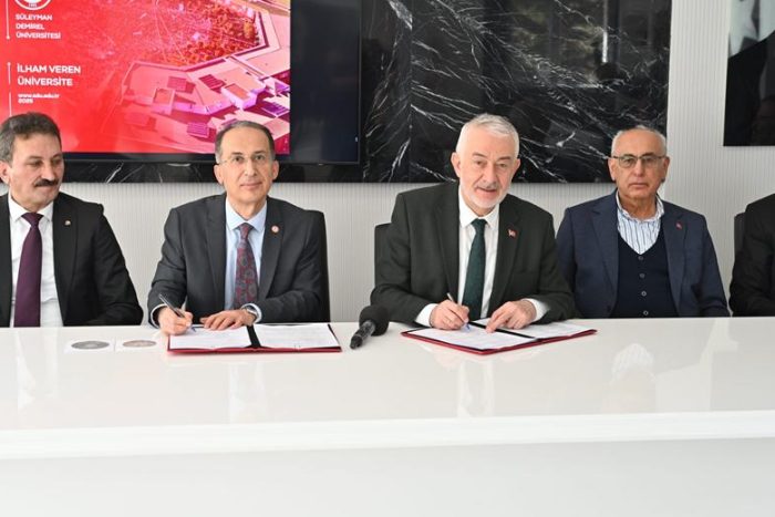 105 yatak kapasiteli Yoğun Bakım Ünitesi İnşaatı SDÜ’ye Devredildi