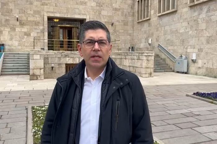 CHP Isparta Milletvekili Yalım Halıcı’dan Emekliler İçin 24 Saatlik Meclis Nöbeti