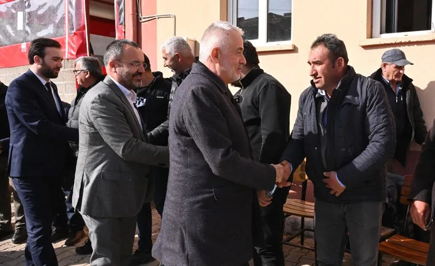 “Başkanımız Bizi Hiç Geri Çevirmiyor” Isparta Belediye Başkanı Şükrü Başdeğirmen, Gelendost ilçesine bağlı Köke köyünü