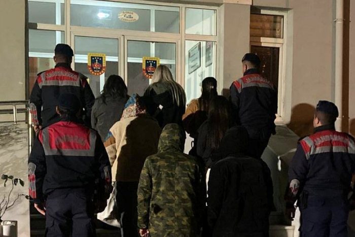 Isparta’da Düzensiz Göç Operasyonları: 57 Yabancı Uyruklu Yakalandı