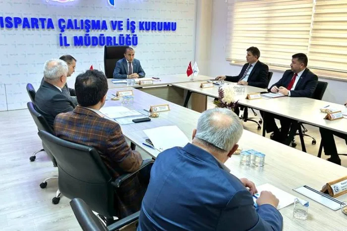 Isparta’da İl İstihdam ve Mesleki Eğitim Kurulu Toplantısı Yapıldı | 2026 Yol Haritası Belirlendi