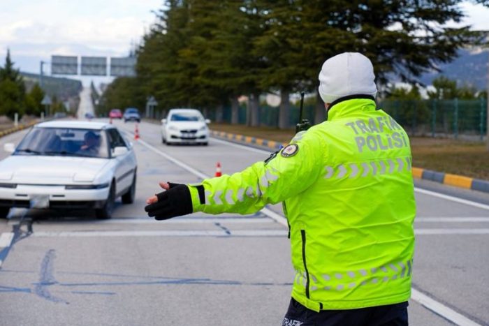 Isparta Emniyeti’nden Radar Uyarısı: Hız Kontrolleri Aralıksız Sürüyor
