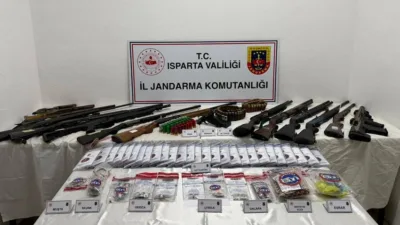 Narkokapan Operasyonunda 53 Şüpheli Yakalandı Isparta İl Jandarma Komutanlığı tarafından uyuşturucu tacirlerine yönelik yürütülen çalışmalar