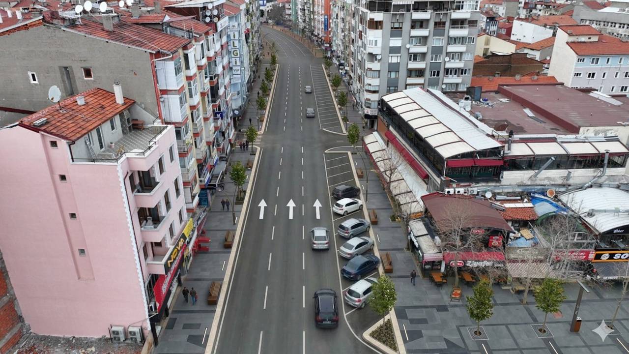 Cumhuriyet Caddesi İçin Kararı Vatandaş Verecek