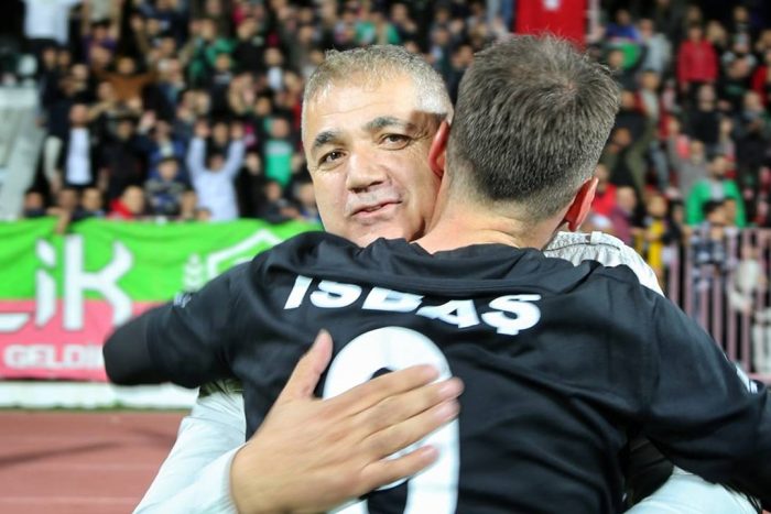 Başkan Özdemir’den Açıklama: “Isparta 32 Spor’un Prim ve Peşinat Borcu Yok”