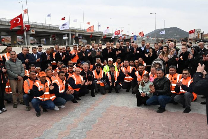 Bakan Uraloğlu Isparta’da İki Önemli Ulaşım Projesinin Açılışını Yaptı