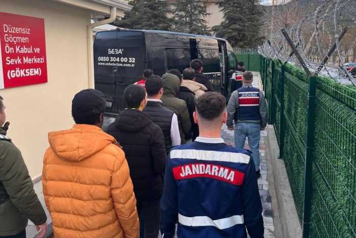 Isparta’da Şubat Ayında 60 Yabancı Uyruklu Şahıs Yakalandı