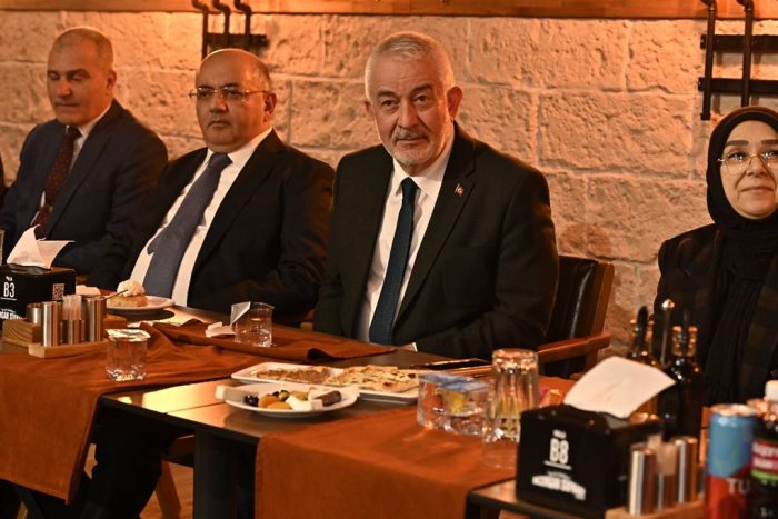 Başdeğirmen Çifti, Muhtarların İftarına Katıldı