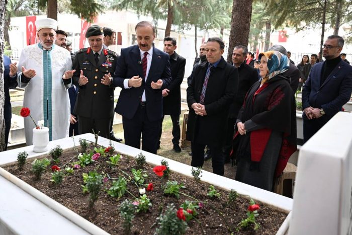 Vali Abdullah Erin: “Şehitlerimizi Rahmet ve Minnetle Anıyoruz”