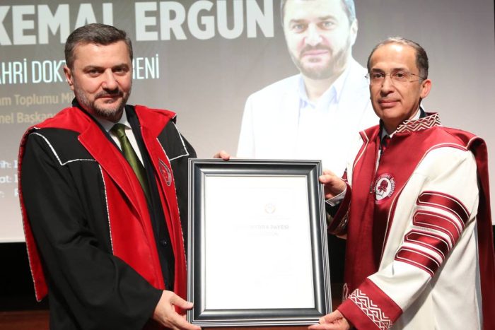 SDÜ’den Kemal Ergün’e Fahri Doktora Unvanı