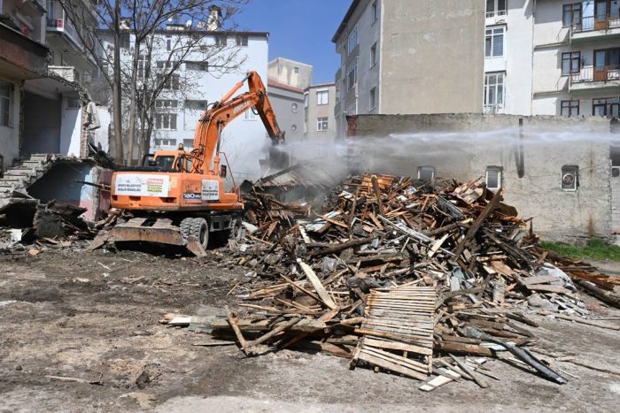 Pirimehmet Katlı Otoparkı İçin Çalışmalar Başladı