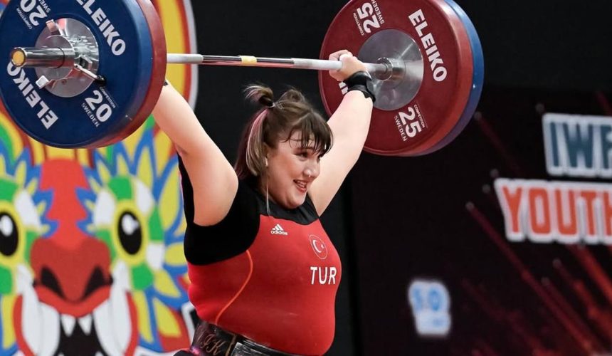 ISPARTA'NIN GURURU AVRUPA'YI SALLADI: FATMAGÜL ÇEVİK'E BAŞKAN’DAN TEBRİK!