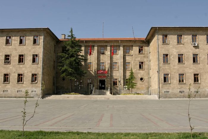 Isparta Valiliği’nden Okul Paylaşımları Açıklaması: 10 Kişiye İşlem